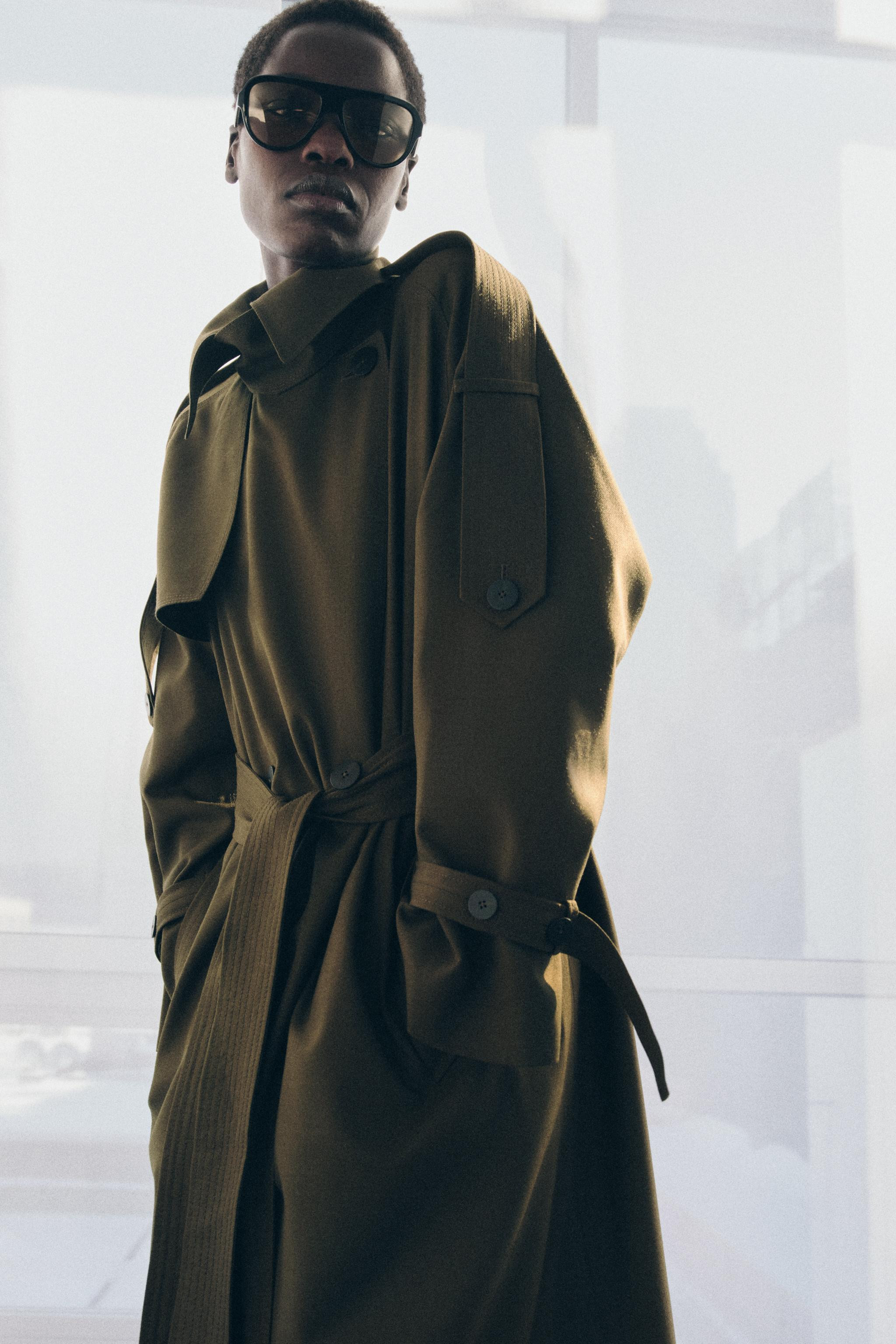 OVERSIZED ZW COLLECTION LIMITED EDITION TRENCH COAT | Zara US