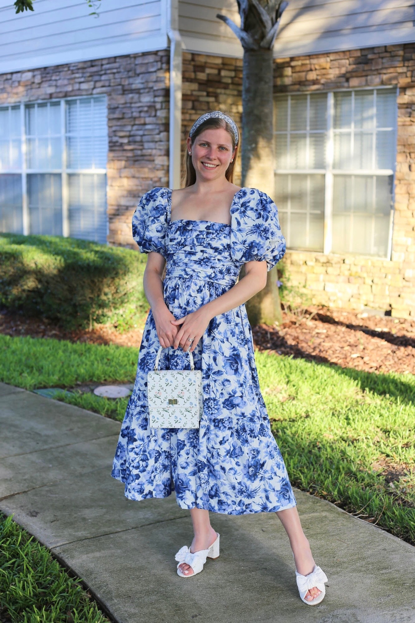 white and blue toile dress provencia