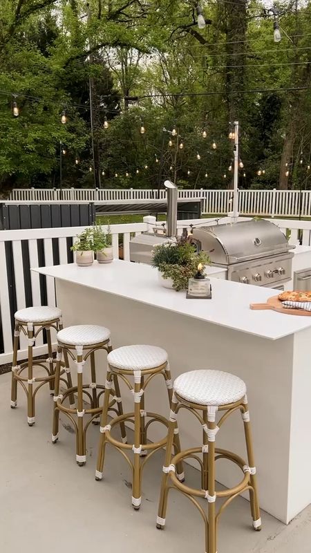 Can’t wait until Spring! 

Outdoor bar stools, outdoor furniture, outdoor bar, outdoor grill 



#LTKVideo