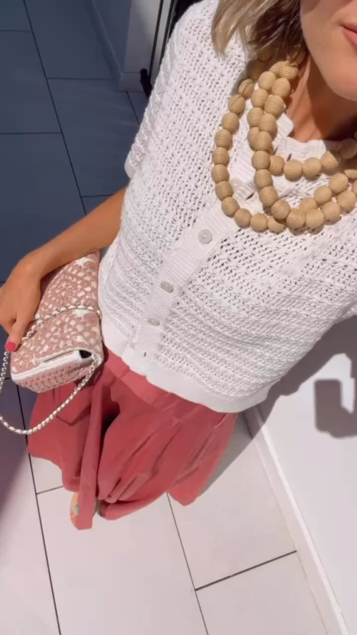 Love how this spring look turned out! Perfect for brunch with the girls! Wearing size S! Use code AFLOVERLY for an extra 15% off this weekend!

Loverly Grey, spring outfit, spring looks, Abercrombie, elevated pieces, spring staples, brunch outfit 

#LTKSeasonal