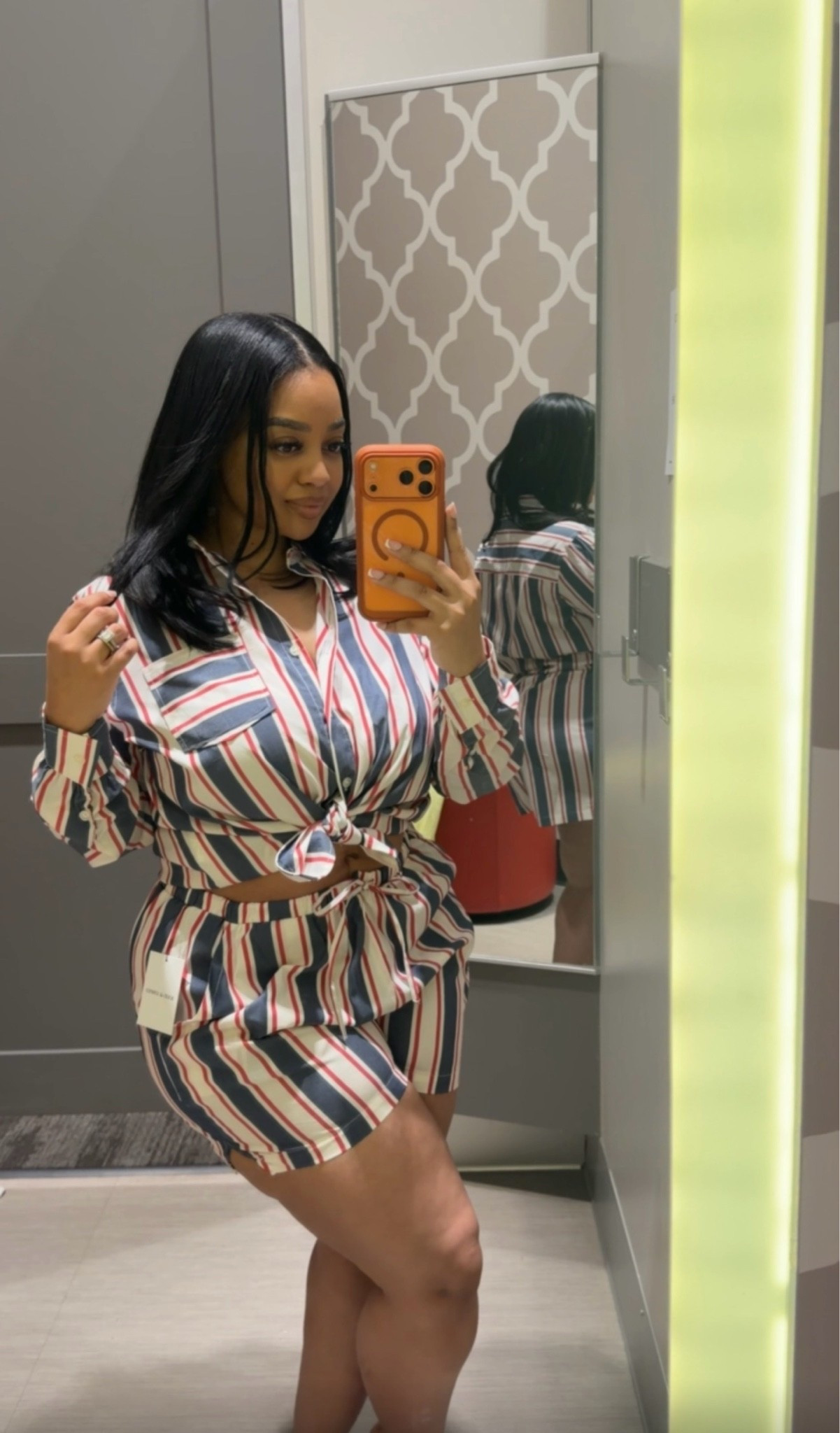 This is the cutest set! I’m wearing a size medium top and large bottom The fit is chef’s kiss and it runs true to size. ❣️

#LTKxAbercrombie #LTKdayinmylife #LTKgrwm