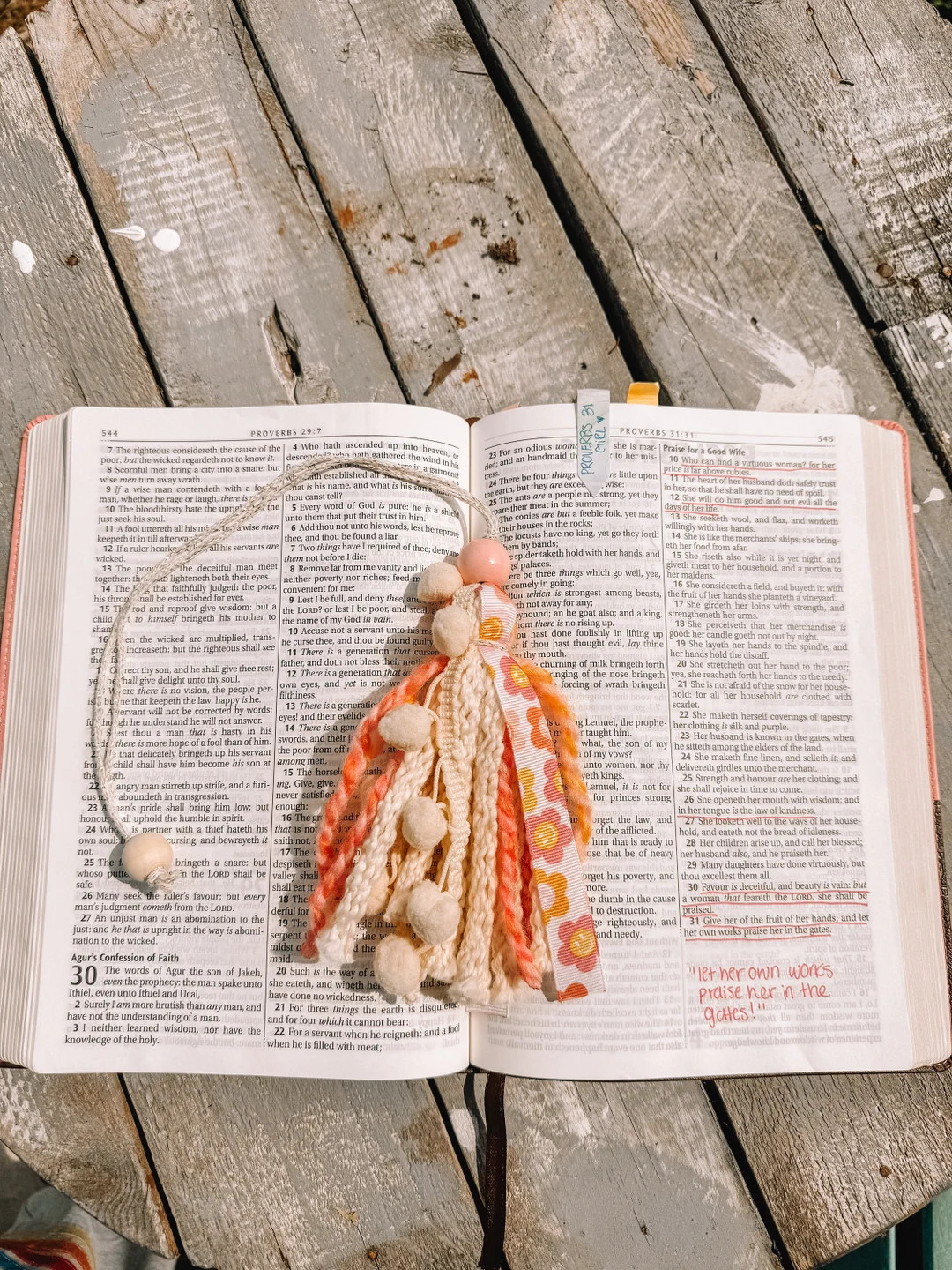 Bible Bookmark Tassels - Etsy | Etsy (US)