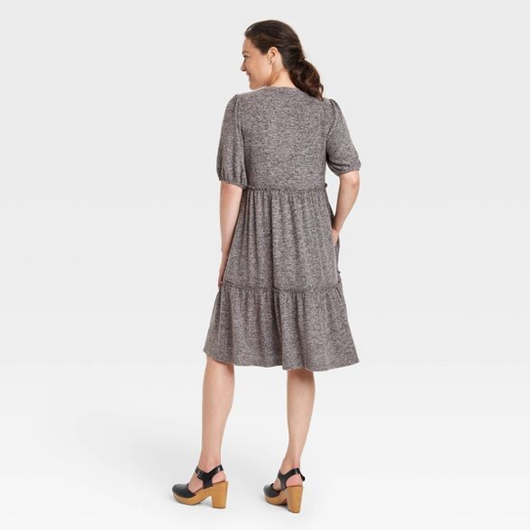 Women&#39;s Short Sleeve Tiered Dress - Knox Rose&#8482; Heather Gray S | Target