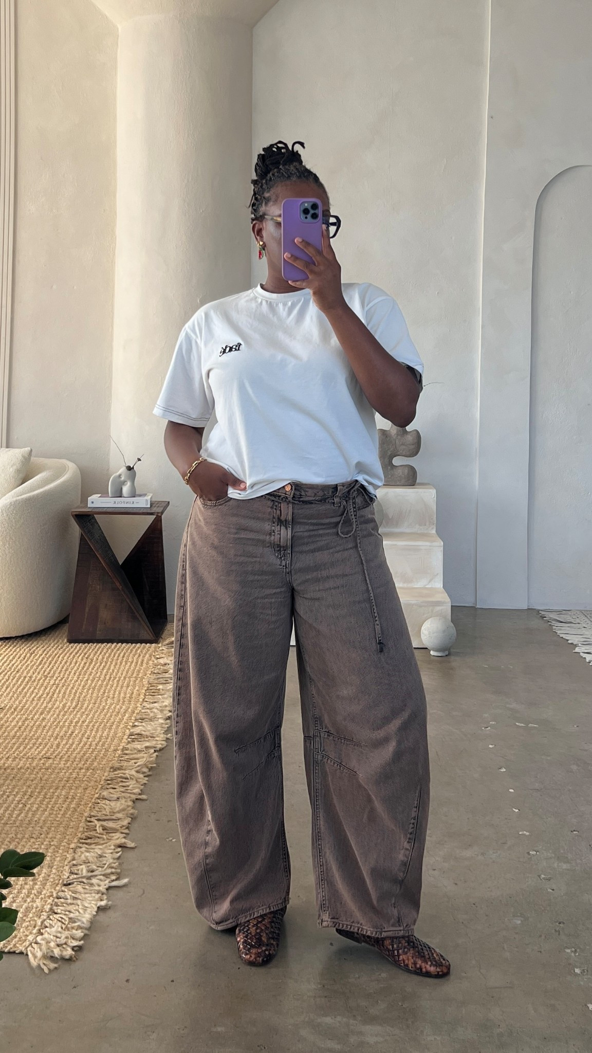 A relaxed fit to kick off the weekend. Still not over these gal jeans and love it paired with this tee 