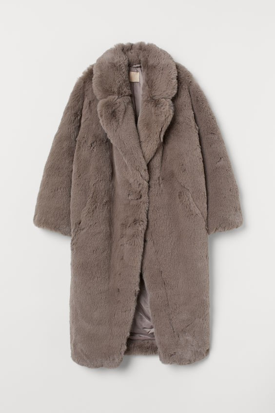 Faux fur coat | H&M (UK, MY, IN, SG, PH, TW, HK)