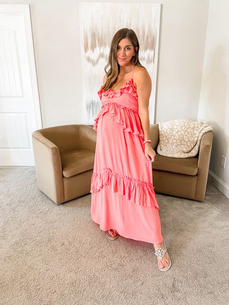 Shop this stunning maxi dress for summer! It’s non maternity but works well with a baby bump! Has adjustable criss cross straps and is double lined!

Fit is tts. Wearing a medium 
Shoes also fit tts. Wearing an 8

 Click below to shop!


#LTKBump #LTKStyleTip