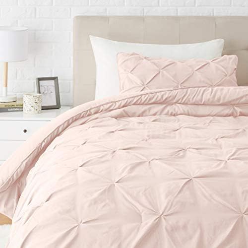 Amazon Basics Pinch Pleat Down-Alternative Comforter Bedding Set - Twin / Twin XL, Blush | Amazon (US)