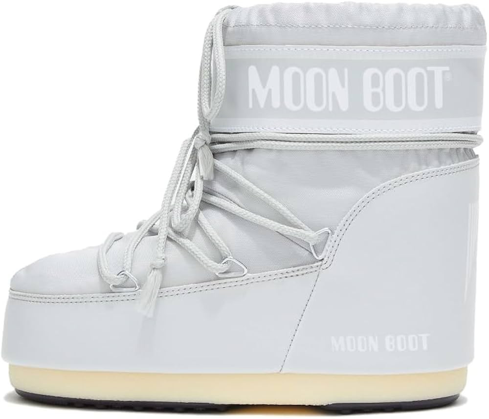 Amazon.com: Moon Boot Icon Low Insulated Slip On Unisex Snow Boots, M9-10.5, W10-11.5, Glacier Gr... | Amazon (US)