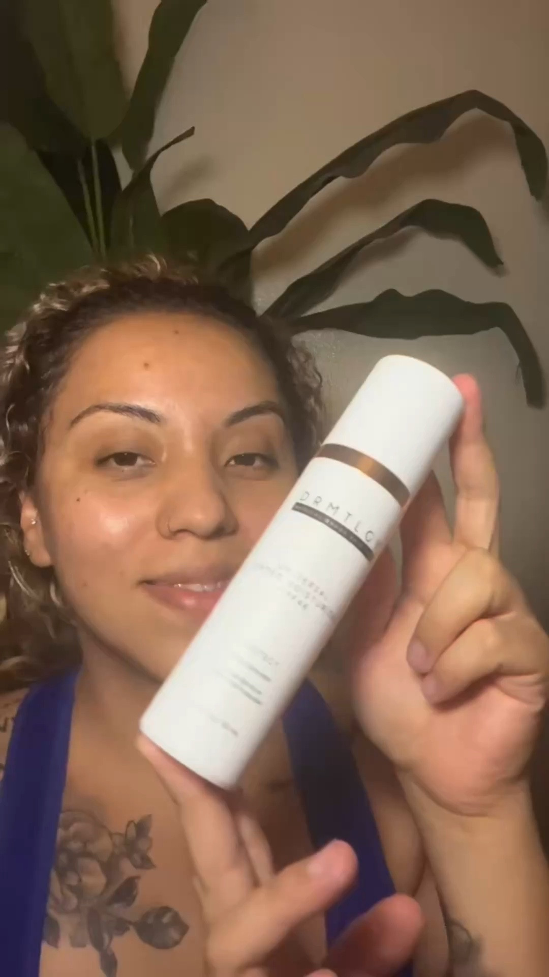Sunscreen, glow, and confidence — that’s it ☀️✨
#NoMakeupMakeup #GlowySkin #TintedSunscreen #SkincareThatShows


#LTKBeauty