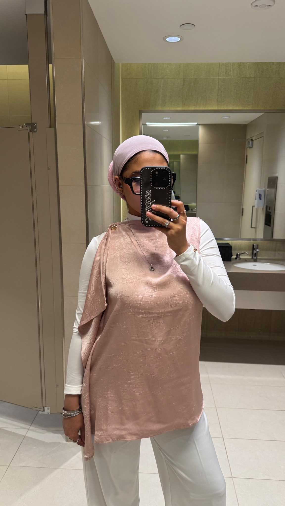 outfit ootd

#LTKworkwear #LTKmodest #LTKcanada