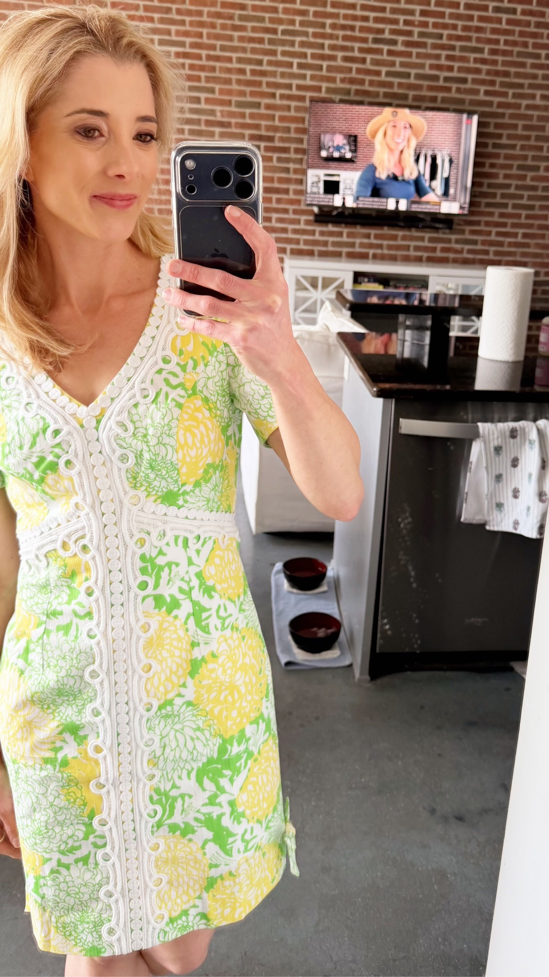 New Lilly dress. Keep or return ?

#LTKPetite #LTKOver40 #LTKootd