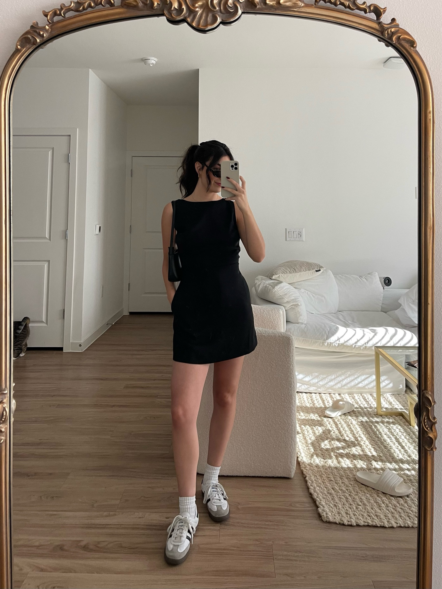 Full race day fit! 🏁🏎️
Dress: size small
Shoe size: 7 