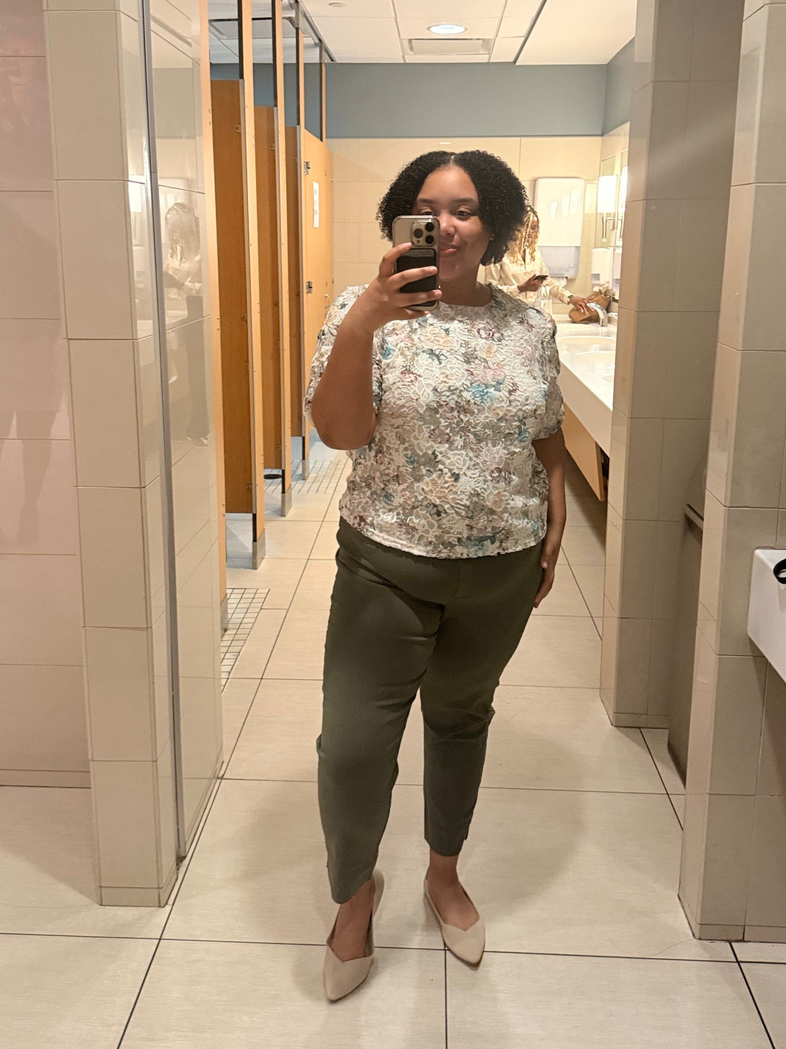 AMEC Conference Day 1 

Top - XL, Pants - 14, Shoes - 10

#LTKMidsize #LTKWorkwear #LTKFindsUnder50