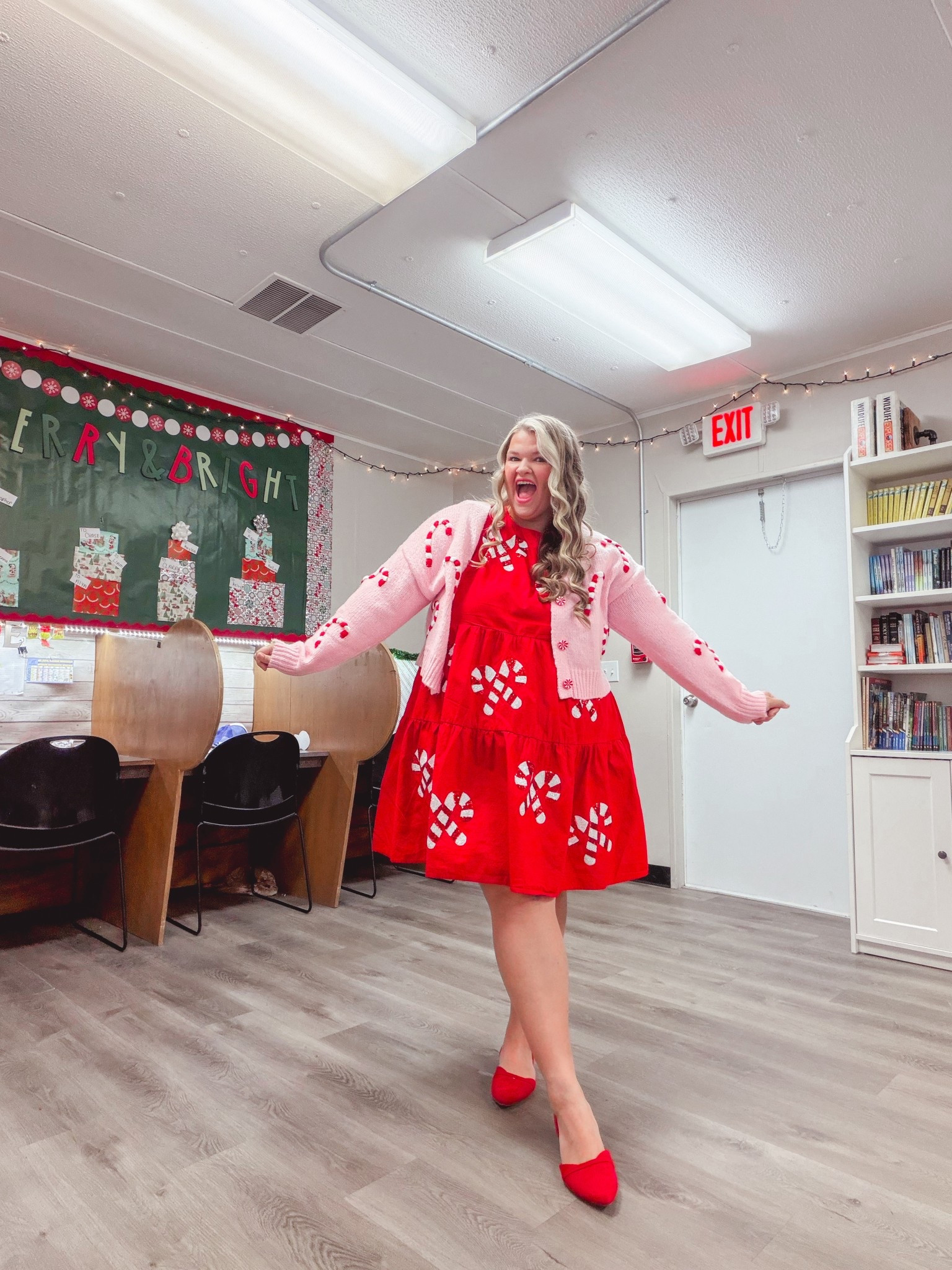 Dress linked in stories 
Wearing xl in sweater 

#LTKPlusSize #LTKHoliday #LTKSeasonal