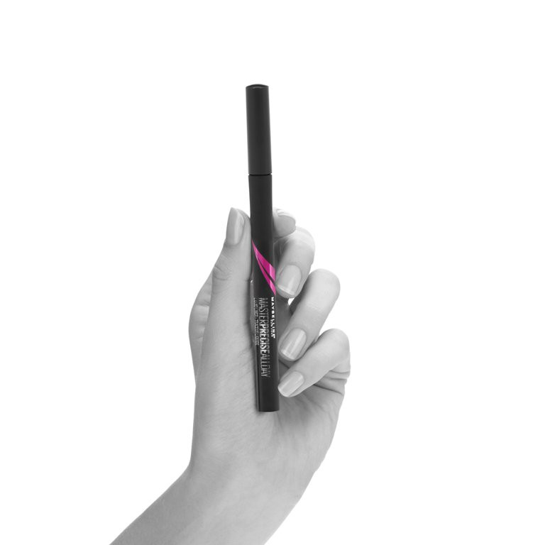 Maybelline Eyestudio Master Precise All Day Liquid Eyeliner Makeup, Black, 0.034 fl oz | Walmart (US)
