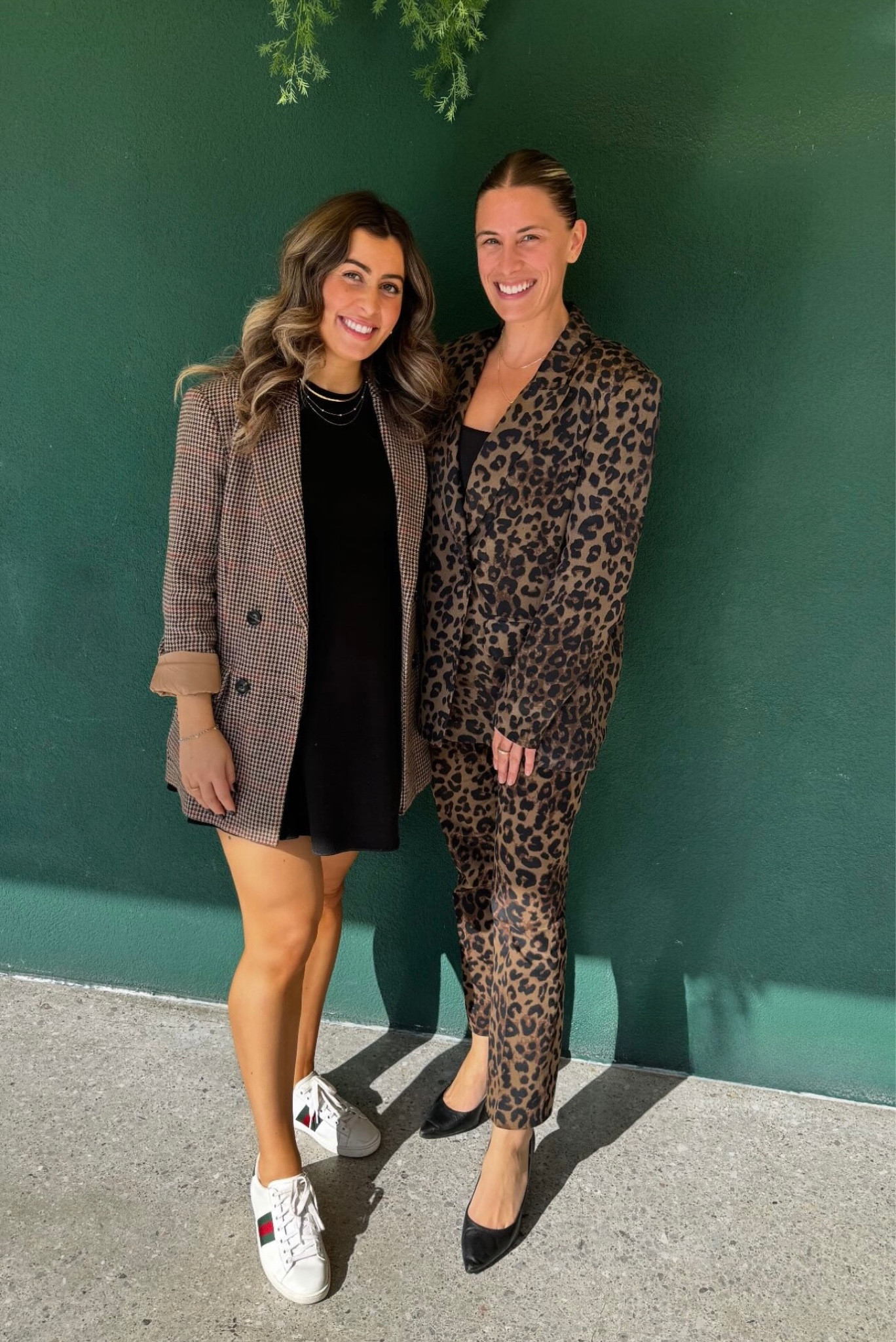 You would never know I’m 22 weeks pregnant with this black dress and oversized blazer😂 The perfect business casual look for yesterday’s workshop!✨

#LTKmaternity #LTKworkwear #LTKautumn