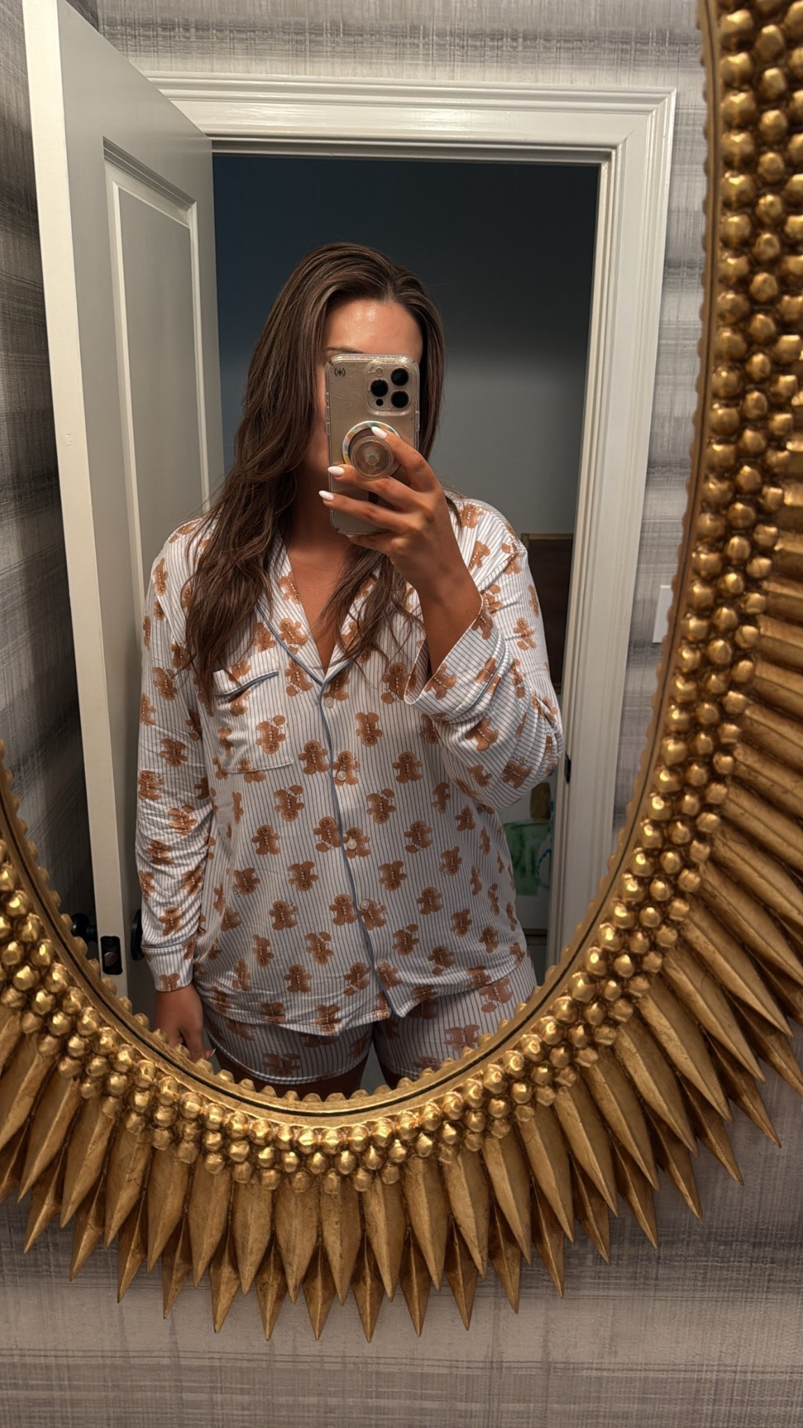 Christmas pajamas 
Gingerbread pjs 
Affordable pajamas 

#LTKHoliday #LTKSaleAlert #LTKSeasonal