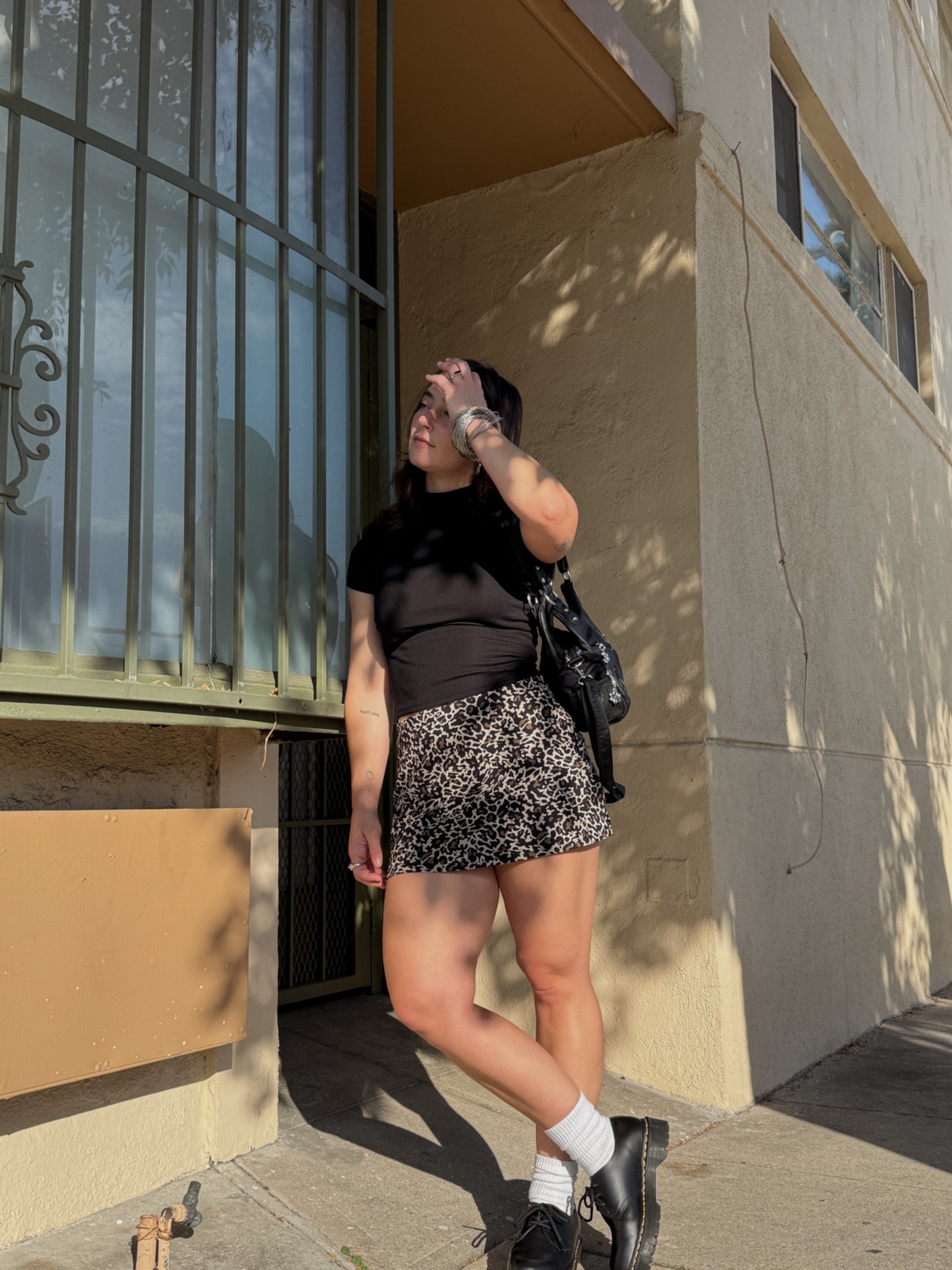 transitioning to fall look 🫶 

#LTKSeasonal #LTKFindsUnder100 #LTKPetite