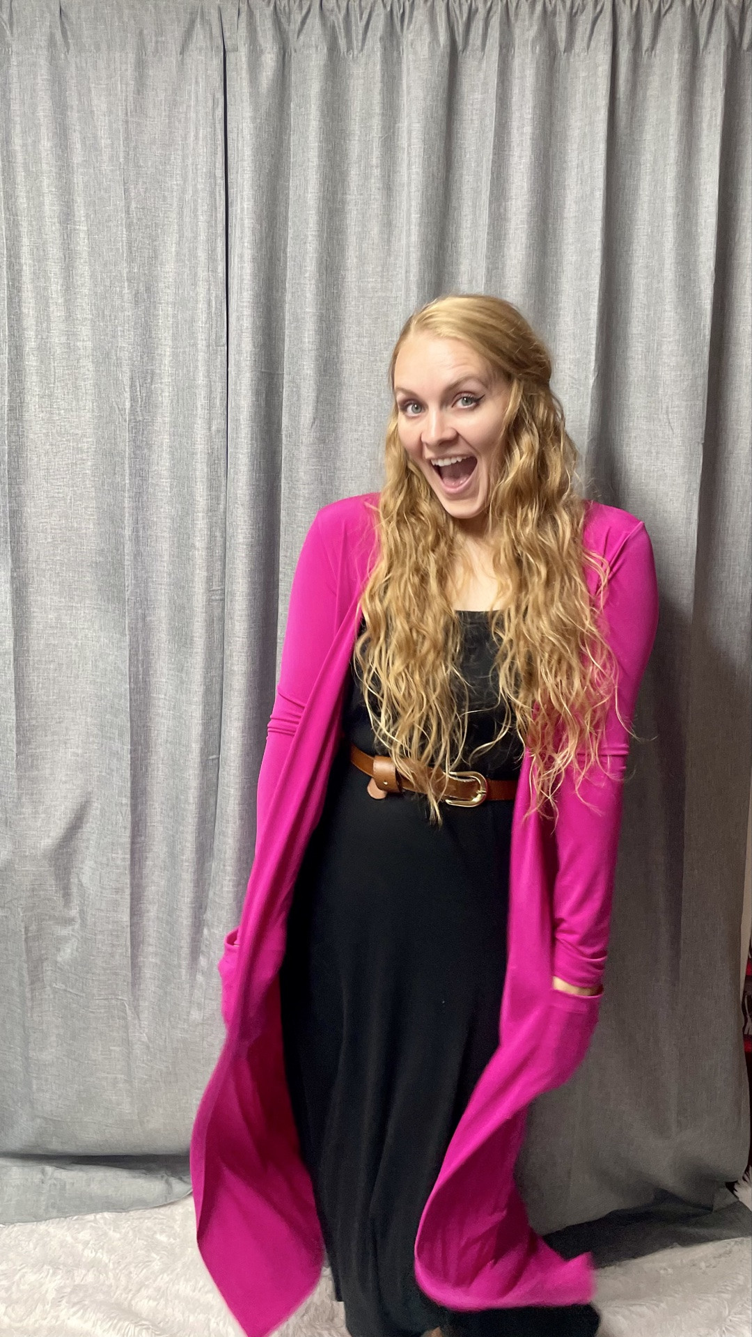 On Wednesdays we wear pink🩷
I absolutely love versatile pieces like this 3 piece set from ModestShoppin 
You can mix and match to make so many different outfits! The possibilities are endless!
And for reference I’m wearing a medium

#LTKootd #LTKMothersDay #LTKSeasonal