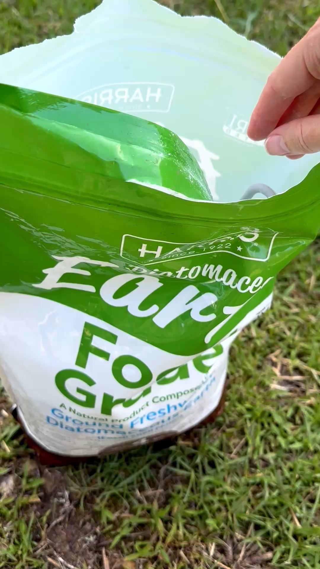Best deal for food grade diatomaceous earth is Walmart! Organic gardening

#LTKHome #LTKSaleAlert #LTKSeasonal