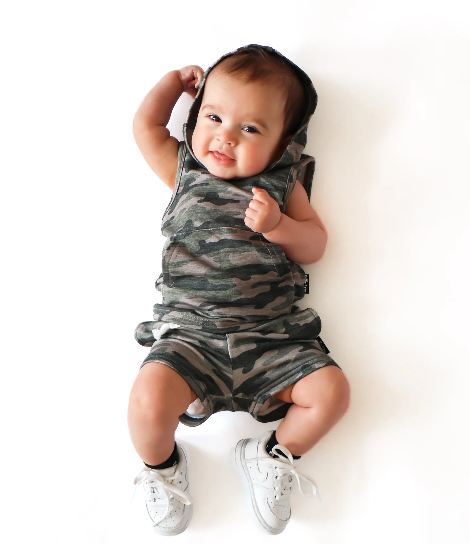 BAMBOO JOGGER SHORTS- Chris Camo | millie + roo