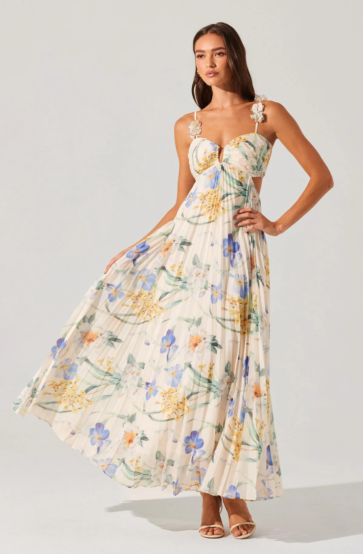 Emese Floral Pleated Maxi Dress | ASTR The Label (US)