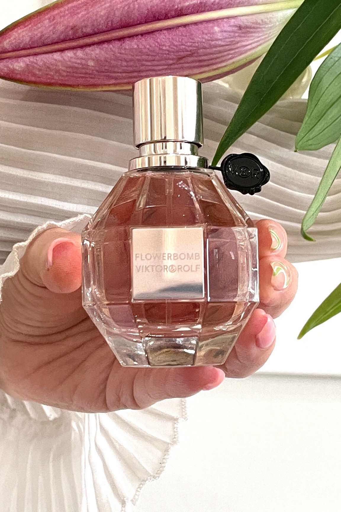 Holiday gift for her! Viktor & Rolf Flowerbomb perfume  #nordstrom #sephora #fragrance 

#LTKFind #LTKbeauty #LTKworkwear

#LTKmorningroutine #LTKHoliday #LTKBeauty