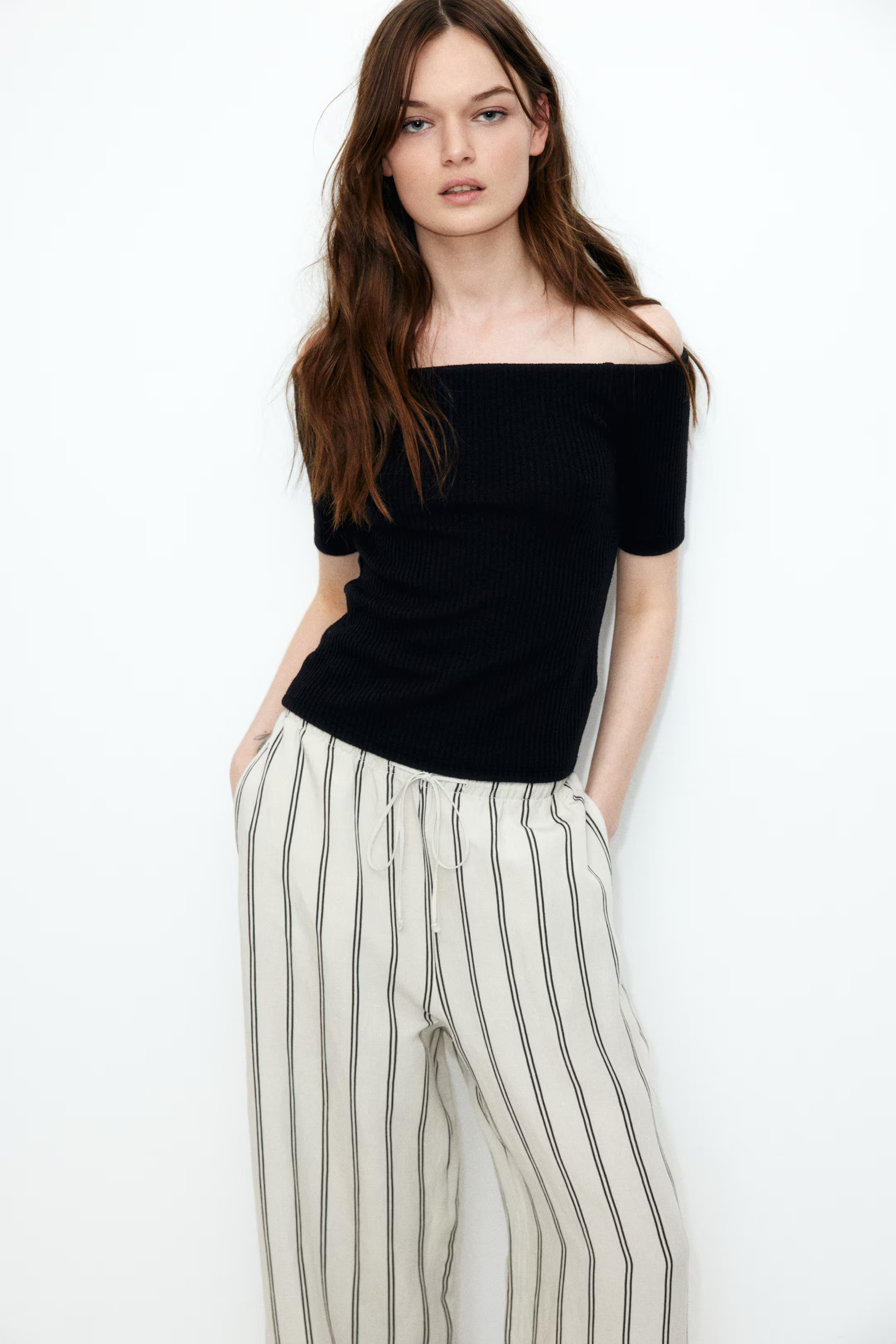 Rib-Knit Off-the-Shoulder Top | H&M (US + CA)