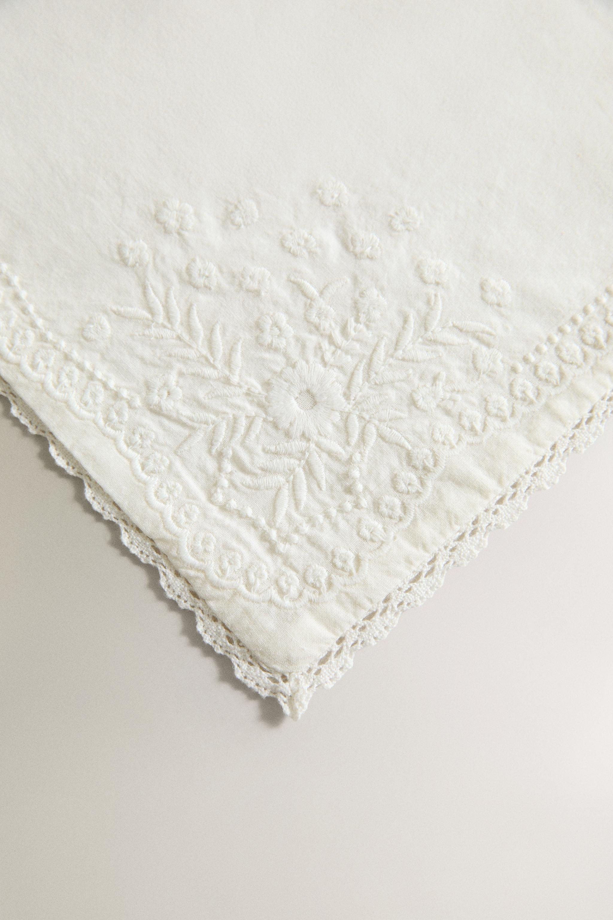 EMBROIDERED LACE TRIM COTTON CLOTHING BAG | Zara US