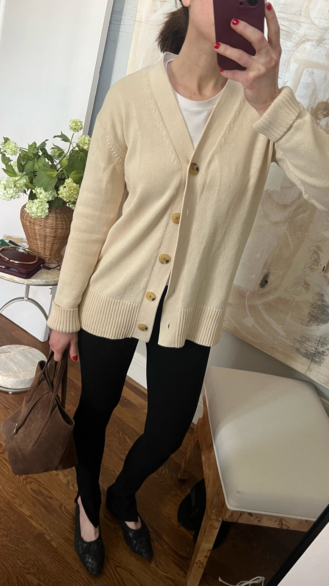 Casual chic outfit inspo
Everlane cardigan 
Totems legging split hem
Little Liffner chocolate suede bag
Woven leather black ballet flats Loeffler Randall 

#LTKstyletip #LTKshoecrush