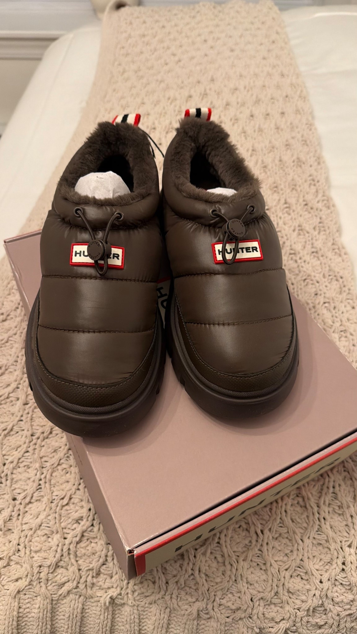 These are perfect for keeping your feet warm and dry from the elements without having to whip out the bulky snow boots. 

#winterboots #hunterboots #huntermadi #snowboots  #ltkshoecrush 