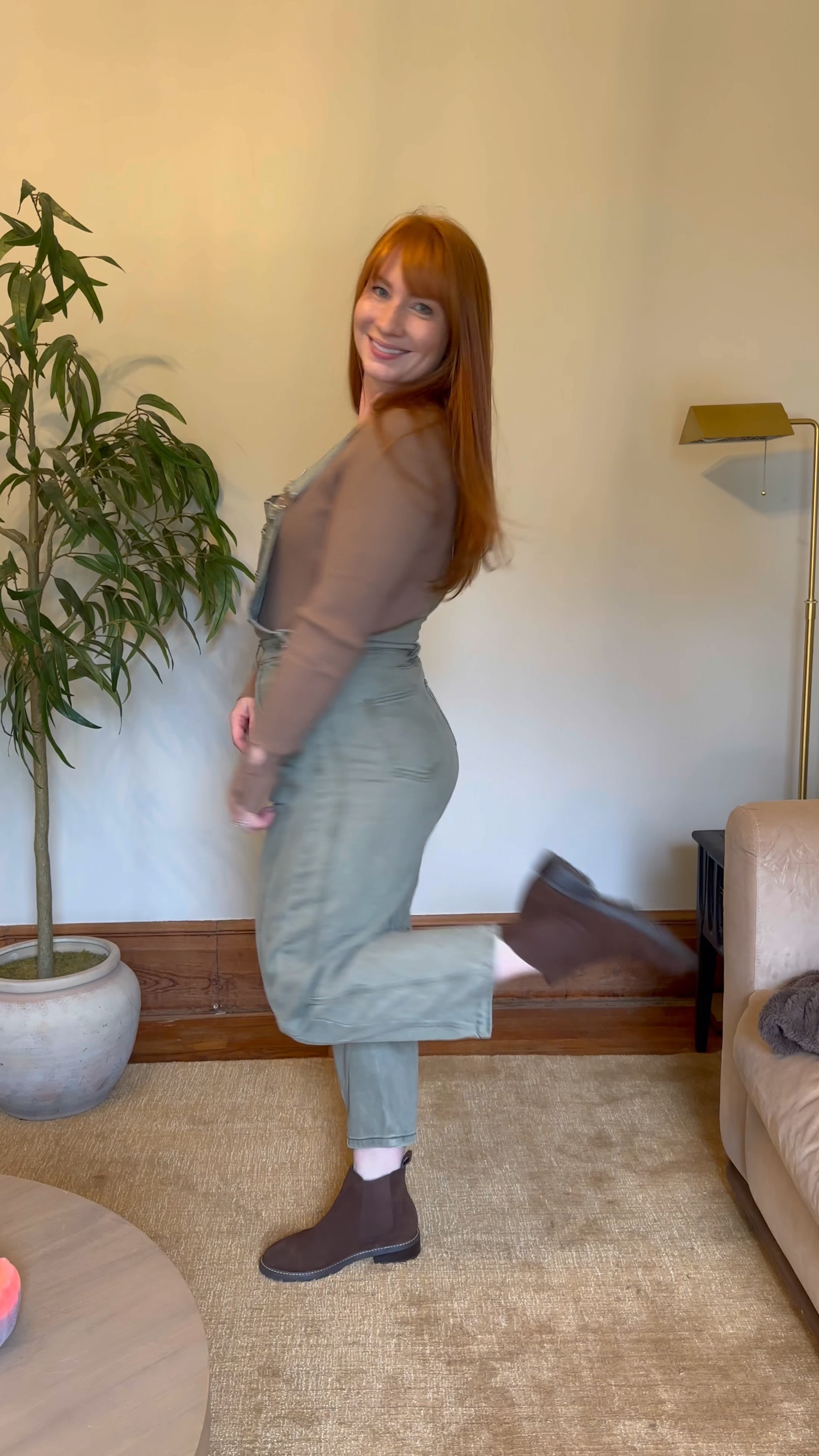Finally trying out the viral Amazon barrel jean overalls!! They are so comfortable and under $50! They definitely give Free People but more affordable. They come in denim, black denim and cream as well. #LTKseasonal #LTKstyletip #LTKfall

#LTKFallSale 

#LTKU #LTKU #LTKFindsUnder50
