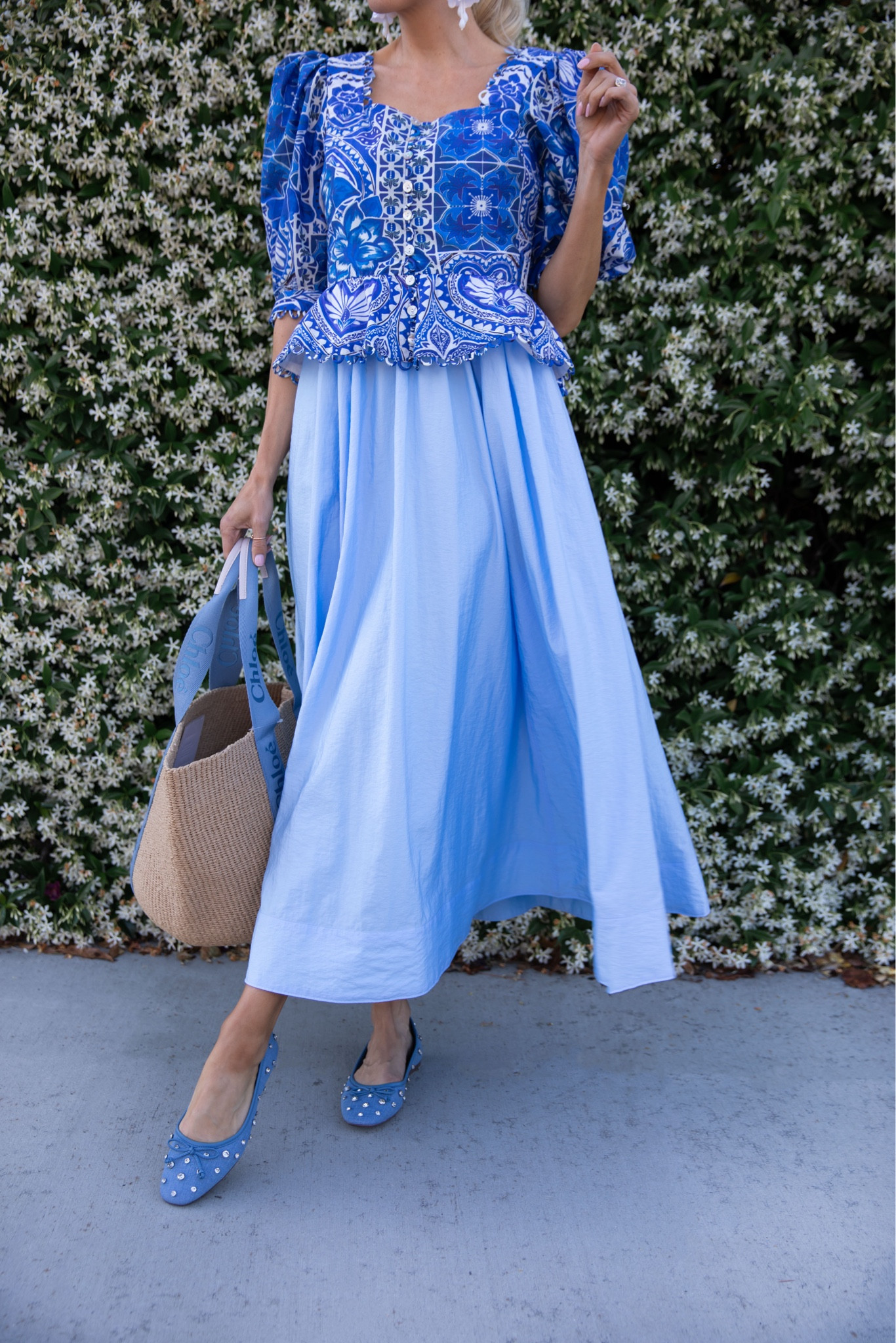 The Saks Designer Sale is on! Take up to 50% off designer pieces. Sharing lots of my favorites including some swoon worthy garden party pieces I’ve had my eye on. @saks #SaksPartner 



#LTKShoeCrush #LTKStyleTip #LTKWedding