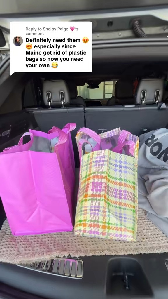 i didn’t think tote bags would make this big of a difference… but not having them collapse in the cart changed everything ♡ you can actually load groceries without juggling bags, and they carry so much without feeling bulky

#ltkhome #momlifehacks #groceryessentials #homeorganization #everydayfinds