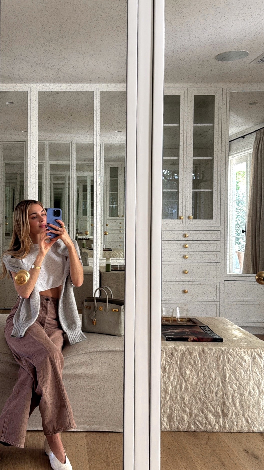 brown and grey, my favorite combo. I’m absolutely in love with these pants but they only have a few left! 