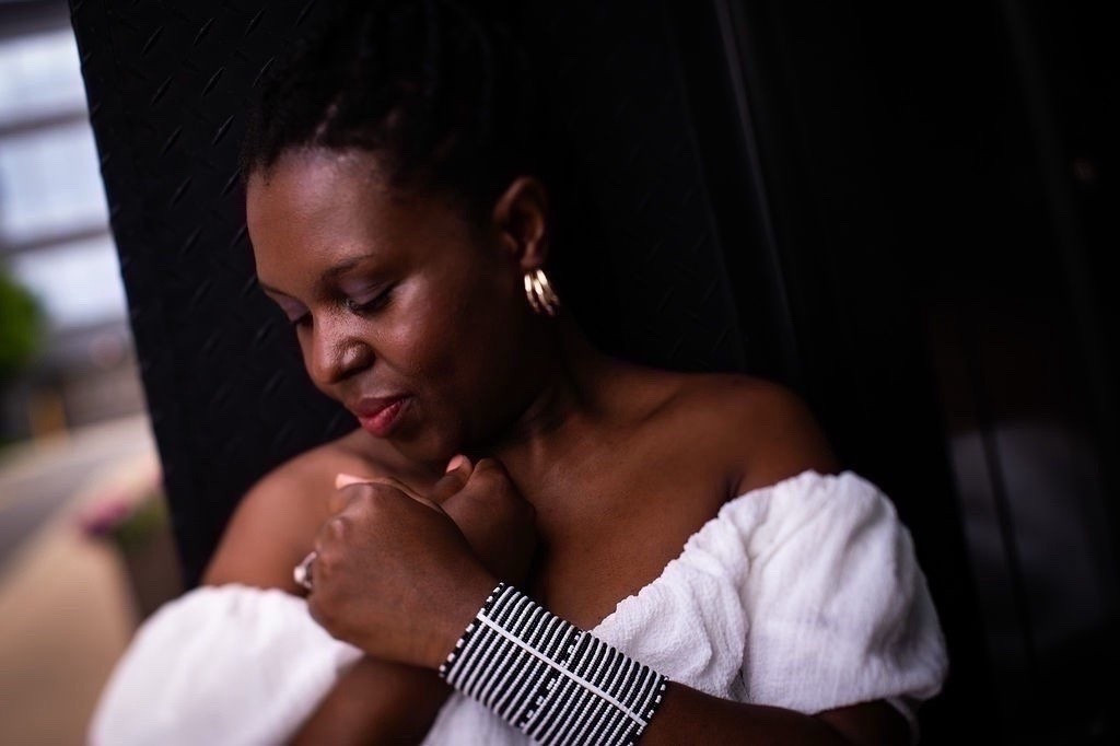 Secretsofyve: what I use on my skin to make it glow. @nordstrom @elfcosmestics
#Secretsofyve #ltkgiftguide
Always humbled & thankful to have you here.. 
CEO: PATESI Global & PATESIfoundation.org @secretsofyve : where beautiful meets practical, comfy meets style, affordable meets glam with a splash of splurge every now and then. I do LOVE a good sale and combining codes! #ltkstyletip #ltksalealert #ltku #ltkfestival #ltkfindsunder50 #ltkholiday #ltktall #ltkover40 #ltkplussize #ltkmidsize #ltkbeauty #ltktravel #ltkselfcare #ltkmomlife #ltkootd secretsofyve

#LTKSeasonal #LTKWedding #LTKWorkwear