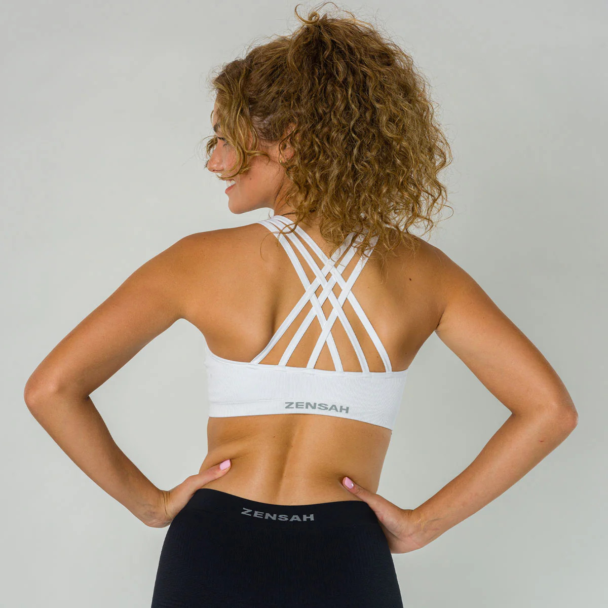 High Neck Sports Bra | Zensah