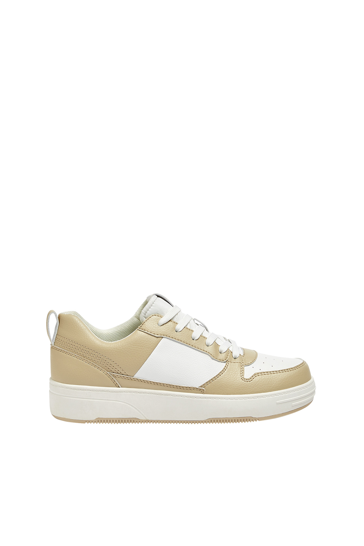 Casual monochrome trainers | PULL and BEAR UK