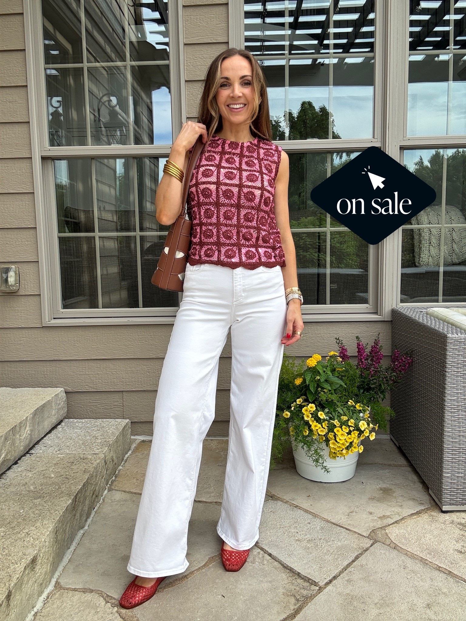 @Anthropologie top is 20% off (with orders over $100) with code MERRICK20! Linked other better than basic tops to use the code on

#LTKSaleAlert