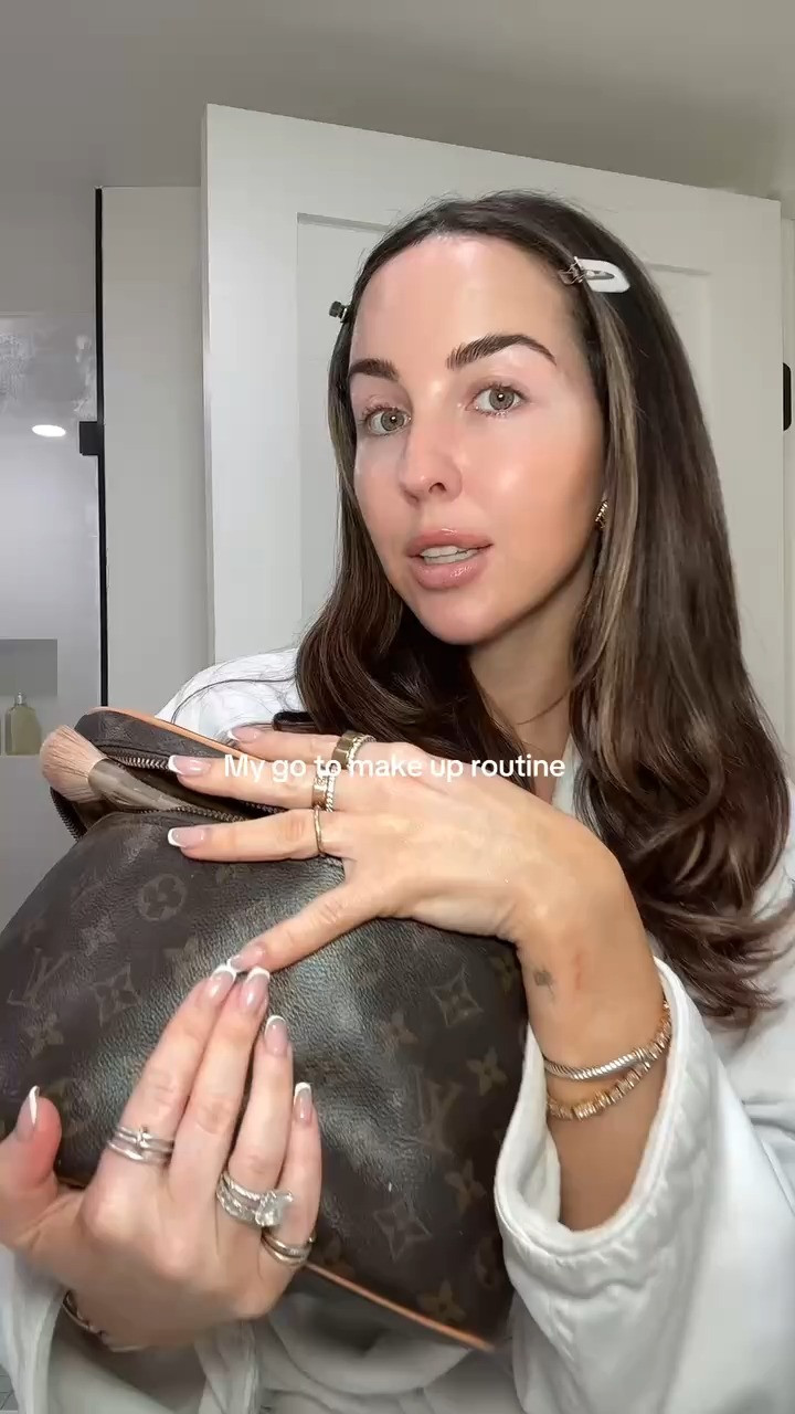 My upgraded makeup routine using my favorite products in honor of the Sephora Sale starting on April 4th! 

Use code SAVEMORE for a discount depending on your Beauty Insider Tier. 💄

 

 

#LTKStyleTip #LTKBeauty #LTKSaleAlert