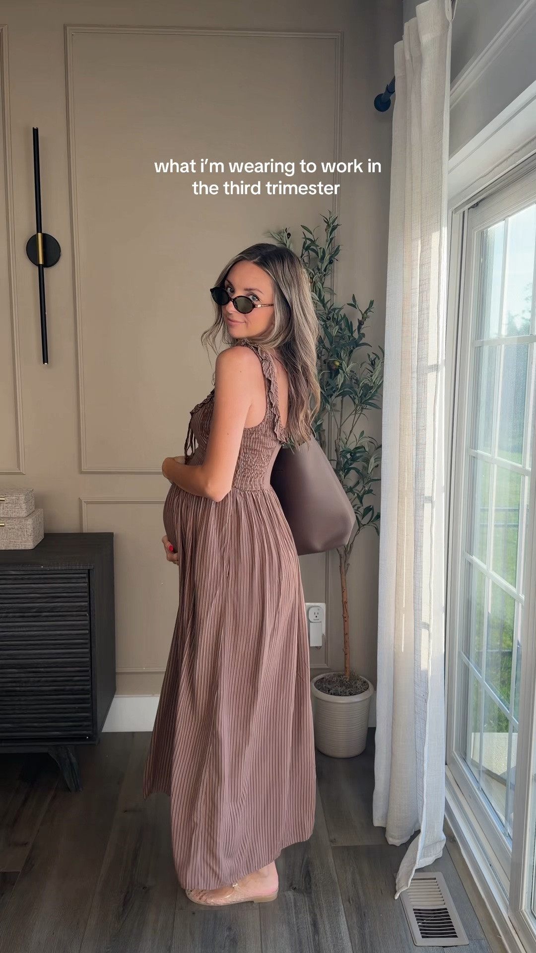 Wearing size small, so comfy and true to size! Works with or without bump and makes for the perfect fall transition dress!

#LTKBump #LTKootd #LTKSaleAlert