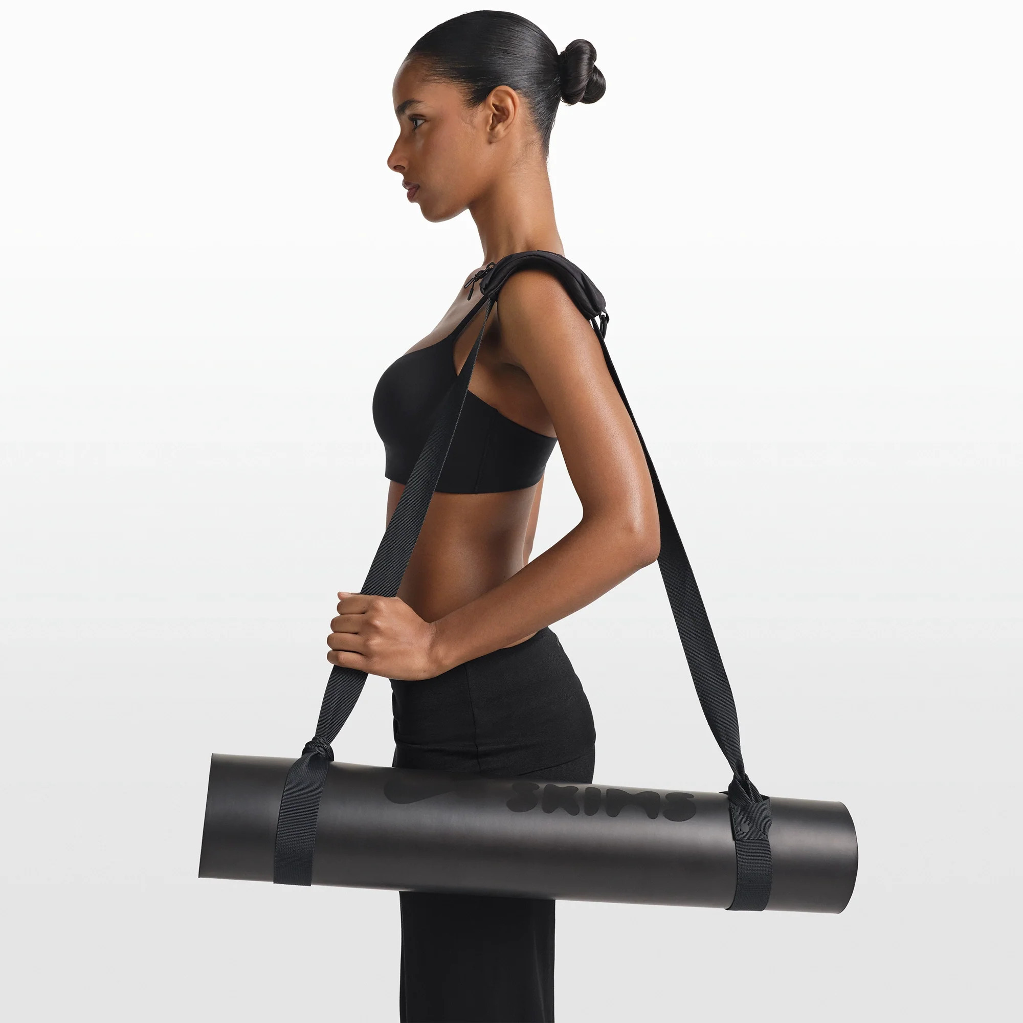 SKIMS Yoga Mat Strap | Black | NikeSKIMS Accessories | SKIMS (US)