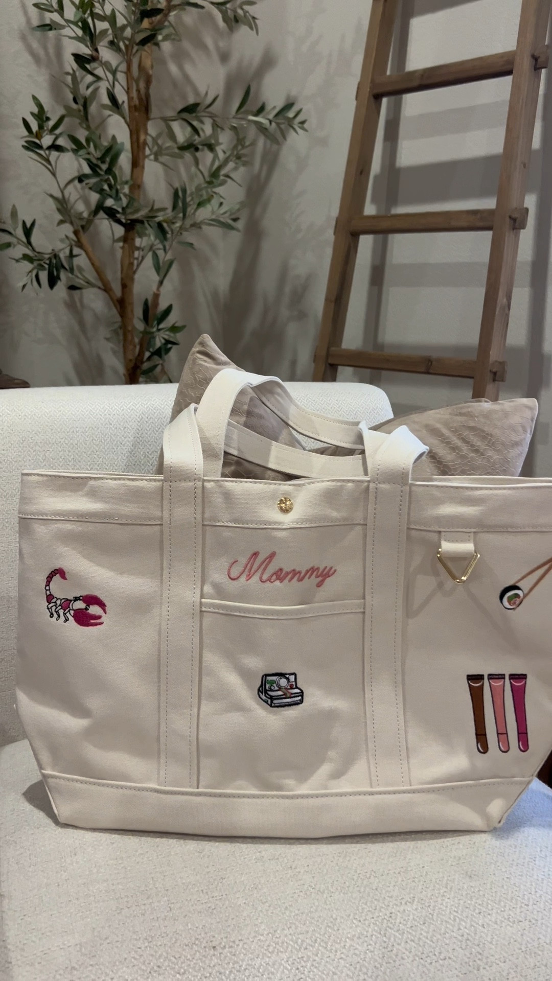 Baublebar’s last week for their 25% off custom sale! This tote would make such a fun & unique gift🤍 one of my favorite places to shop for personalized gifts | tote bag | Christmas gift idea 

#LTKItBag #LTKSaleAlert #LTKHoliday