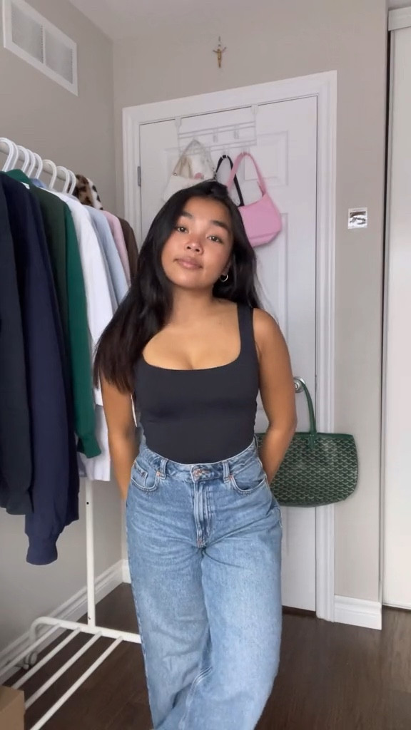aritzia  basics try on haul:)





aritzia sunday sinchseamless body suit, skims dupe, outfit ideas, aritzia babaton contour bodysuit, everyday outfits

#LTKstyletip #LTKfindsunder100 #LTKbeauty