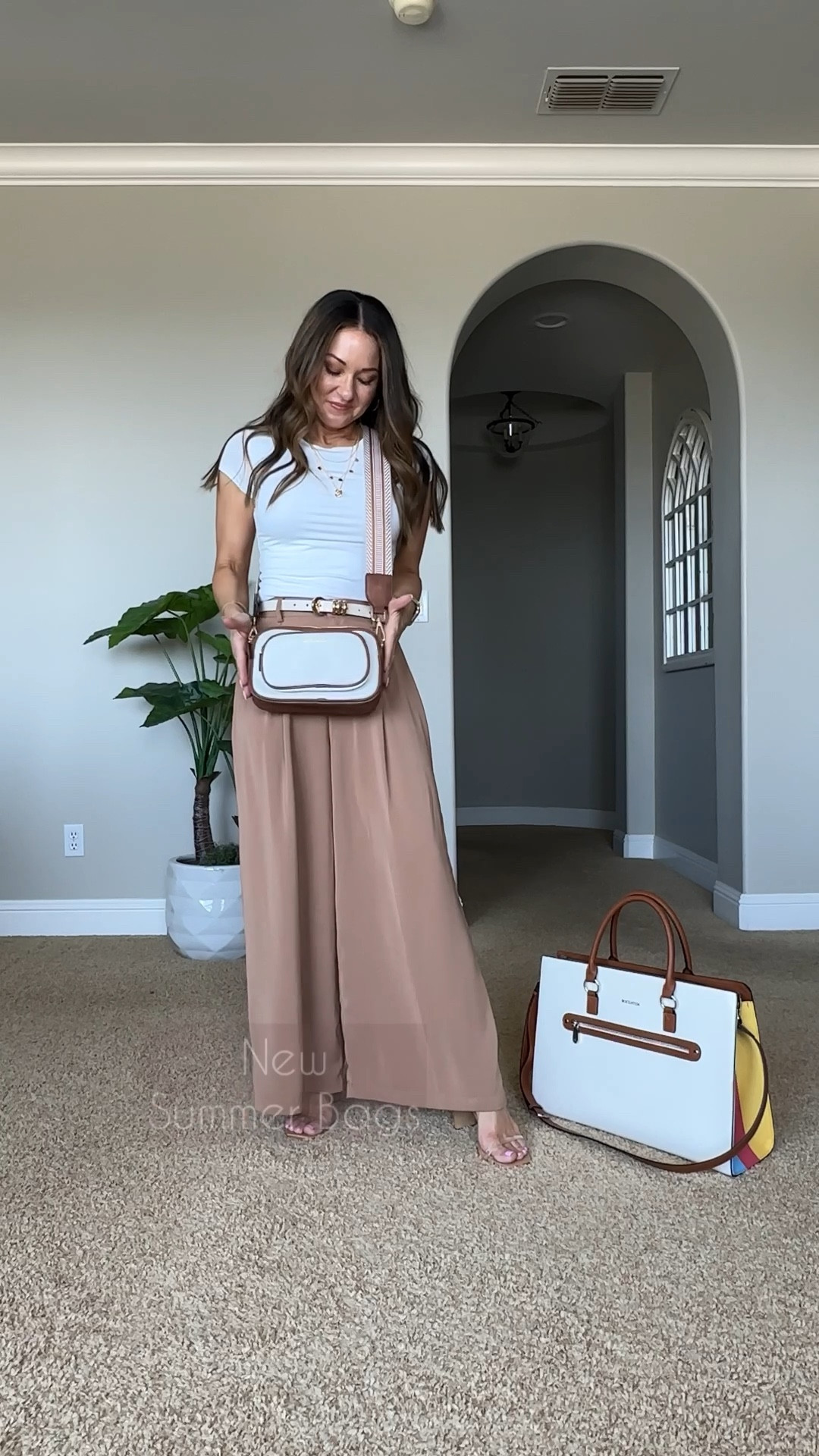 ⚡️Lightning deal on this super cute Crossbody (under $30) that holds a lot has a removable strap that’s adjustable and it comes in a ton of different colors! I love this one so much that I just ordered it in black! 

#LTKitbag #LTKunder50 #LTKsalealert