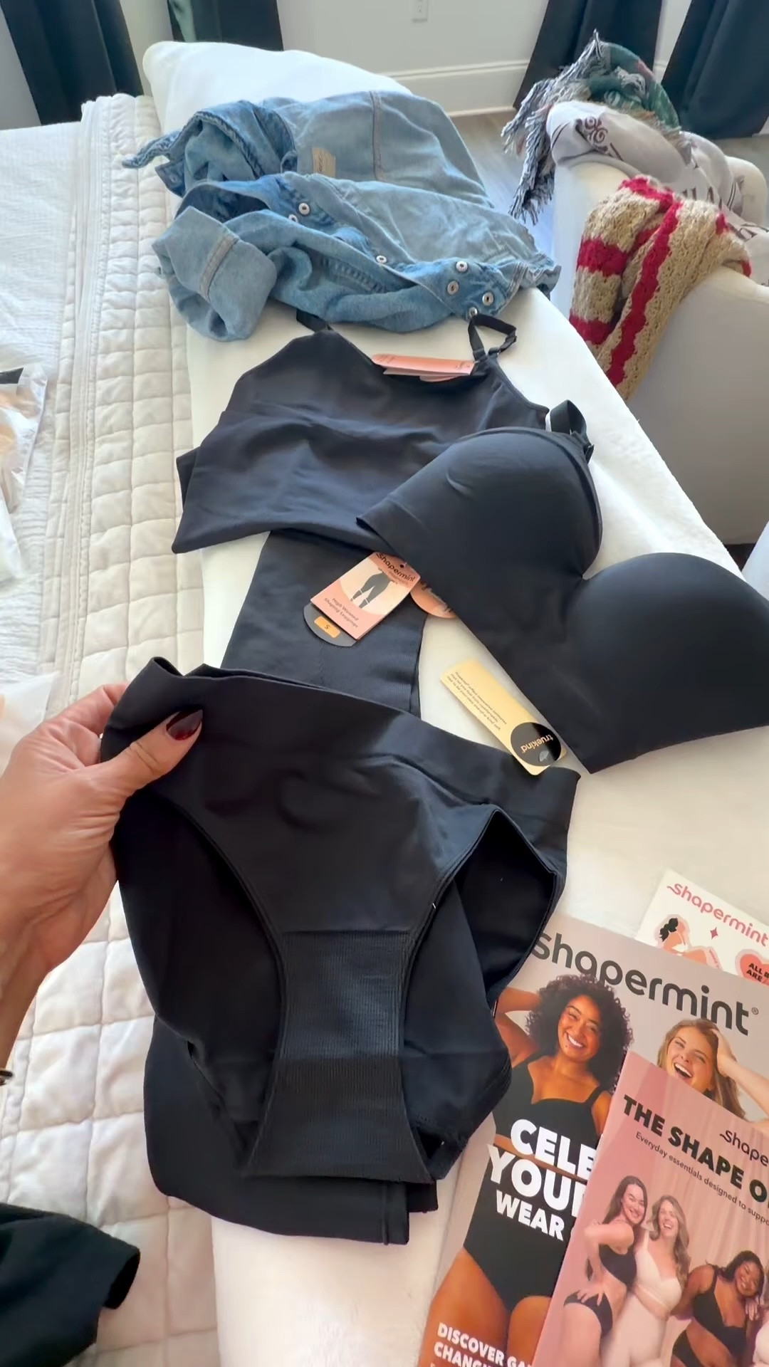 #ad These are the foundation pieces I’ve been reaching for nonstop lately 🤍

I’ve been testing Shapermint for the past two weeks while running errands, sourcing products, doing admin work, and just living everyday life… and I completely understand the hype now.

Today I’m wearing:
• the high waisted shaping leggings  
• the smoothing bra  
• the scoop cami  
• and the shaping brief  

Everything feels smooth, comfortable, easy to move in, and honestly just makes getting dressed feel more put together from the start.

I also created a full Shapermint collection with all of the pieces I’ve been trying and loving lately ✨

@Shapermint #shapermint #ad #shapewear #foundationpieces #everydaystyle #smoothlook #comfortstyle #ltkstyle #wearitloveit

#LTKootd #LTKOver40