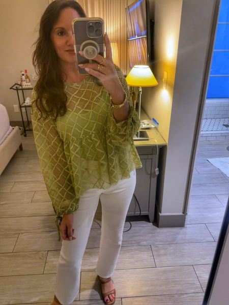Miami OOTD! First night was casual vibes so I rocked this green #peplum top from #anthropologie 

#LTKover40 #LTKSpringSale #LTKtravel