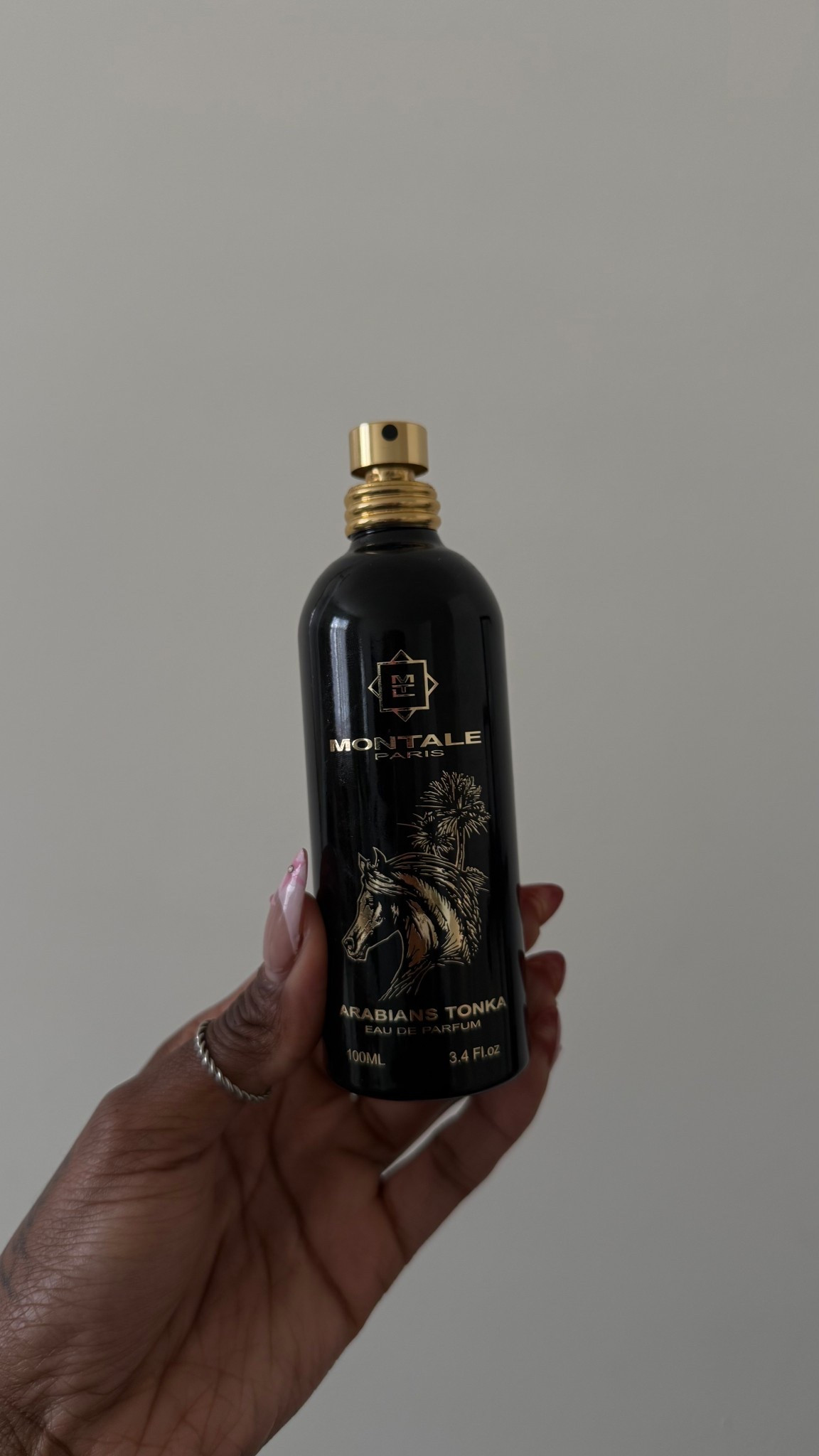 This is def top 5 fragrances I’ve ever owned. Blind buy & didn’t disappoint! 

Notes: Tonka Bean, Oud, Brown Sugar

Sephora sale must have 

#LTKBeauty
