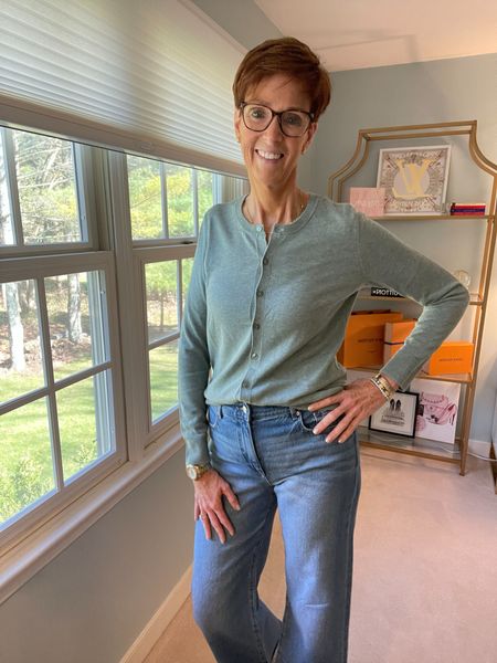 Amazon try on
Lightweight Amazon Essentials cardigan
Wearing a medium

Over 50 fashion, tall fashion, workwear, everyday, timeless, Classic Outfits

Hi I’m Suzanne from A Tall Drink of Style - I am 6’1”. I have a 36” inseam. I wear a medium in most tops, an 8 or a 10 in most bottoms, an 8 in most dresses, and a size 9 shoe. 

fashion for women over 50, tall fashion, smart casual, work outfit, workwear, timeless classic outfits, timeless classic style, classic fashion, jeans, date night outfit, dress, spring outfit


#LTKworkwear #LTKfindsunder50 #LTKover40