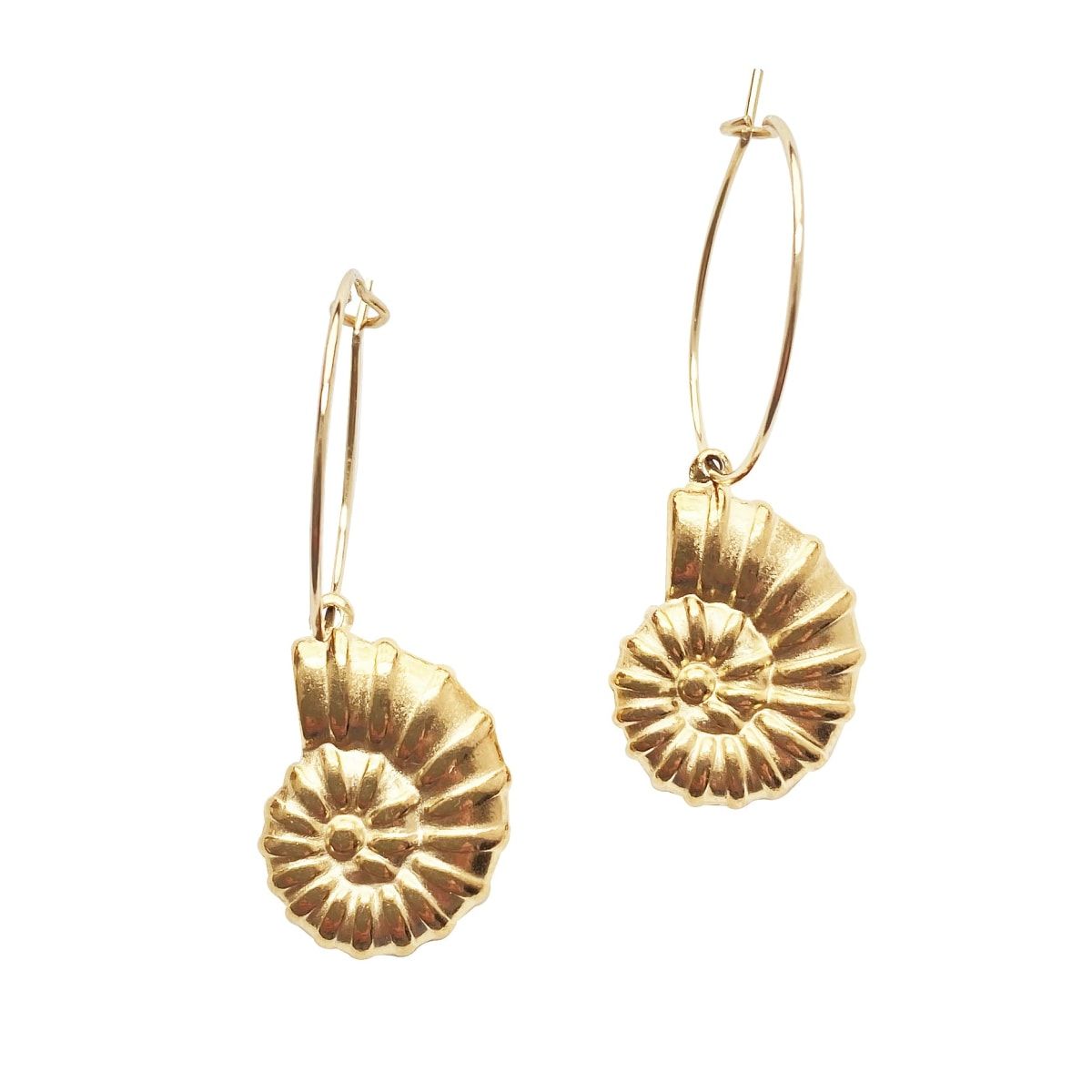 Shell Hoop Earrings Amelie | Wolf & Badger